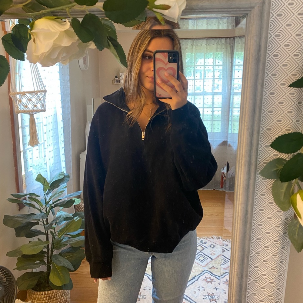 aritzia half zip